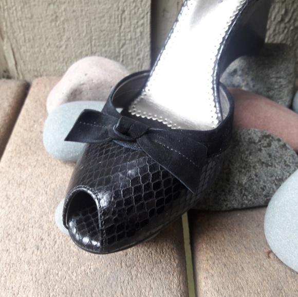 peep toe Franco Sarto heels size 8 - Picture 3 of 7